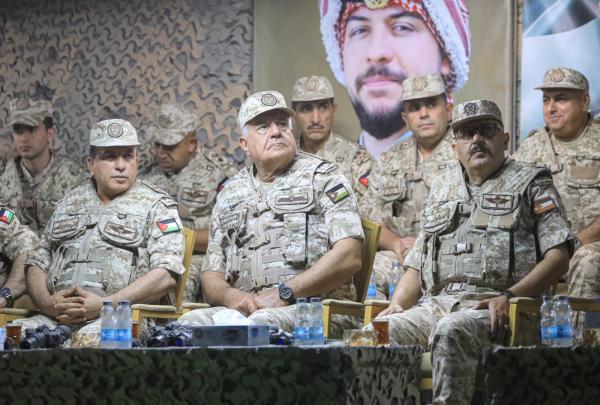 الحنيطي يتابع مجريات التمرين الليلي النجم الثاقب
