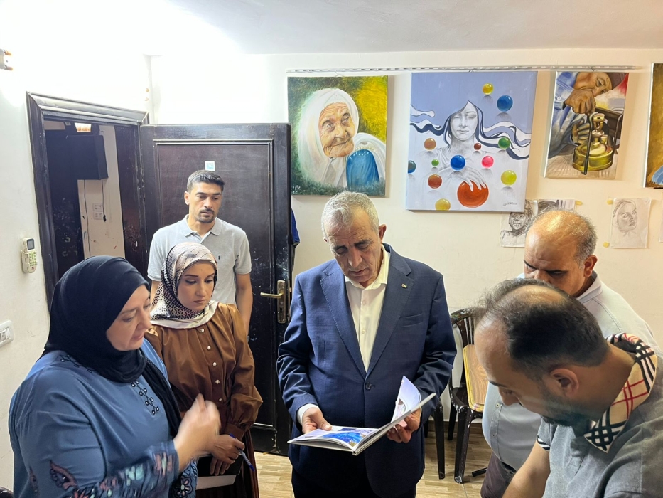 *في زيارة مفاجئة وجولة ميدانية شاملة... وزير الثقافة مصطفى الرواشدة يطّلع على واقع المشهد الثقافي في إربد ويؤكد أهمية تمكين الفنون وتعزيز الهوية الوطنية*