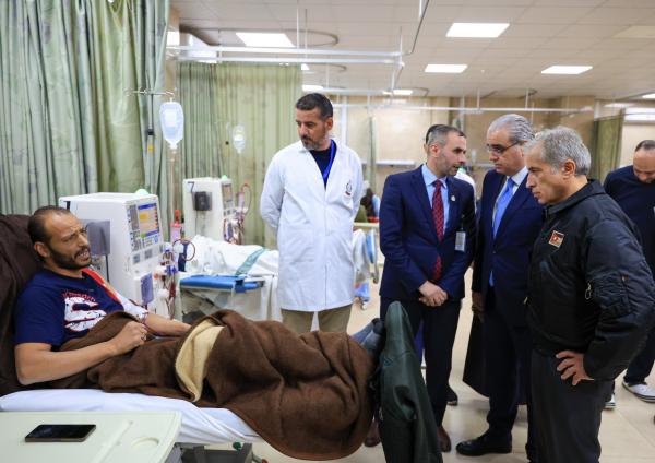 حسّان يوجه بتسريع توسعة قسم الكلى في مستشفى الأمير حسين