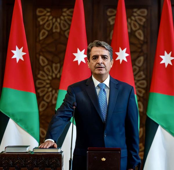 العدوان يوجه ببث مباراة النشامى في جميع المراكز الشبابية