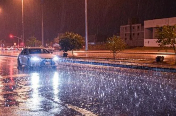 أمطار الربيع ترفع الموسم المطري بنسب تصل 23 .. وصمّا الأعلى هطولًا