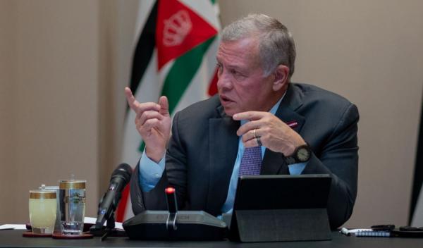 الملك يؤكد أهمية تكثيف الجهود الدولية لخفض التصعيد في المنطقة